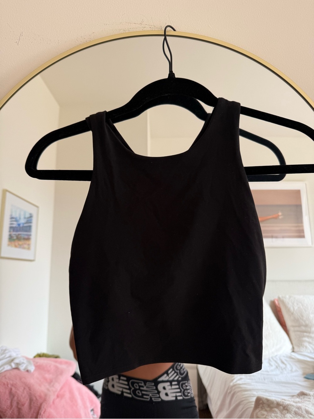 Athleta Conscious Crop black